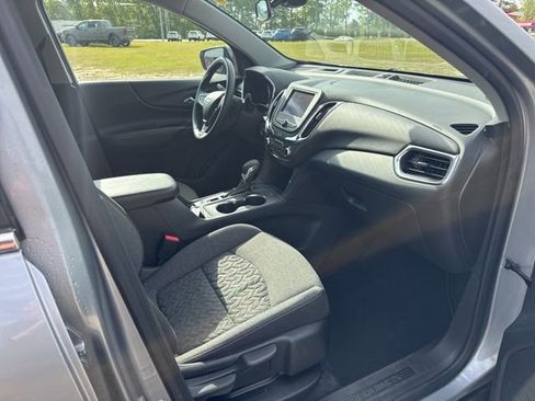 Used 2024 Chevrolet Equinox LT image 11