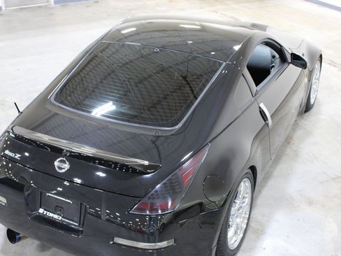 Used 2007 Nissan 350Z Touring w/ Cargo Convenience Pkg RWD image 7