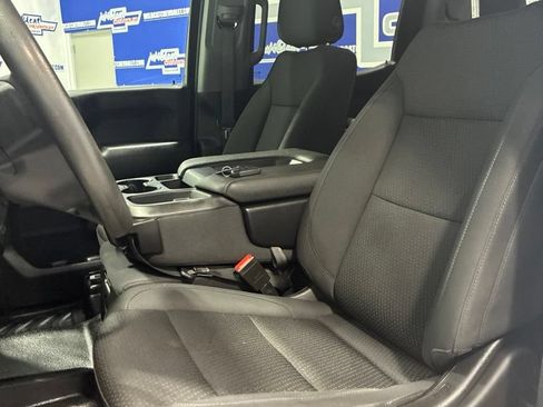Used 2022 Chevrolet Silverado 1500 W/T w/ WT Convenience Package AWD/4WD image 12