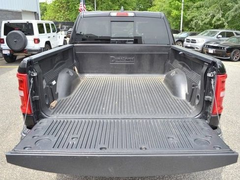 Used 2025 RAM 1500 Laramie AWD/4WD image 37