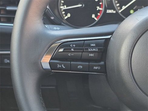 Certified 2025 MAZDA MAZDA3 s Sport image 24
