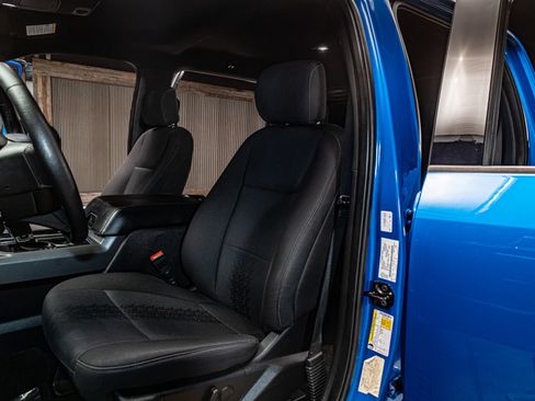 Used 2019 Ford F150 XLT w/ Equipment Group 302A Luxury AWD/4WD image 19