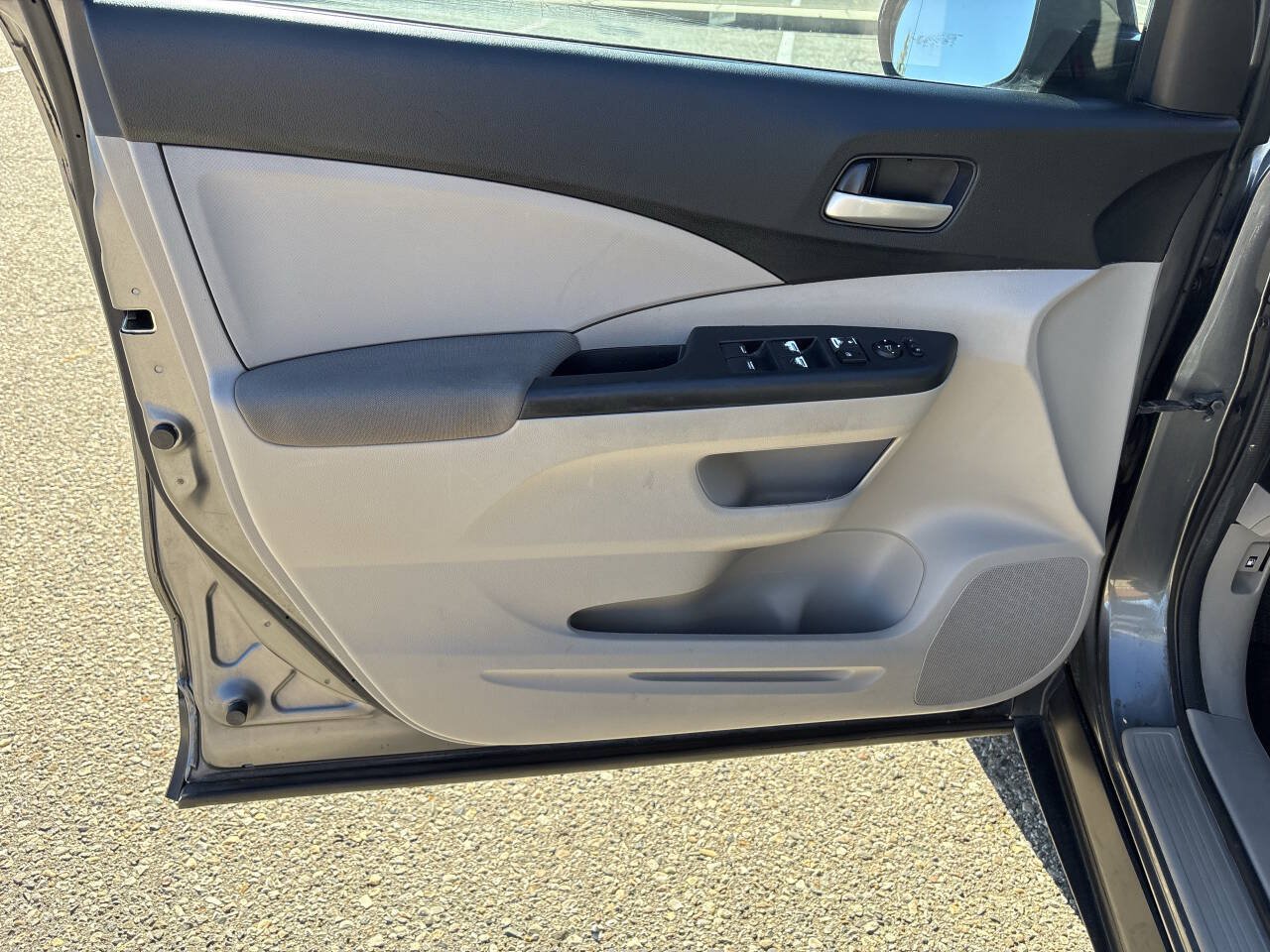 Used 2014 Honda CR-V LX image 18