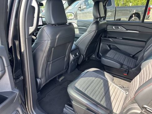 Certified 2025 Ford Explorer ST-Line AWD/4WD image 22