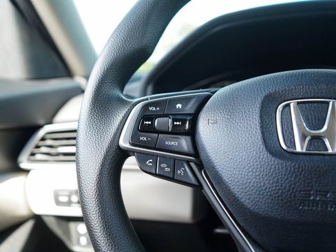 Used 2019 Honda Accord LX image 28