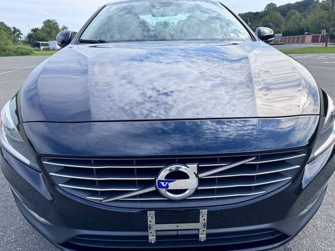 Used 2015 Volvo S60 T5 Platinum AWD/4WD image 2