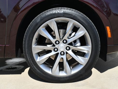 Used 2021 Buick Envision Avenir image 10