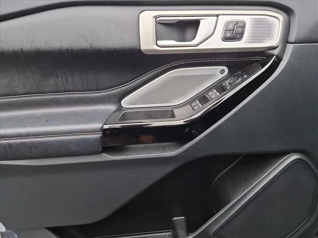 Used 2023 Ford Explorer ST w/ Equipment Group 401A AWD/4WD image 11
