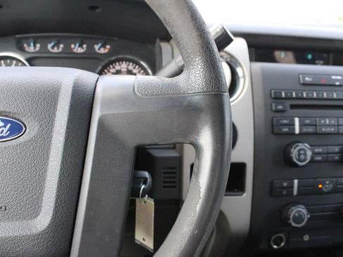 Used 2011 Ford F150 XLT AWD/4WD image 12
