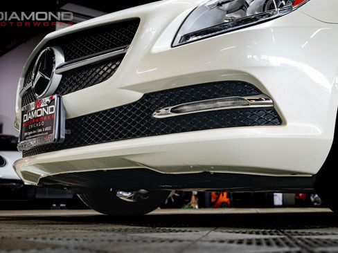 Used 2012 Mercedes-Benz SLK 350 image 31