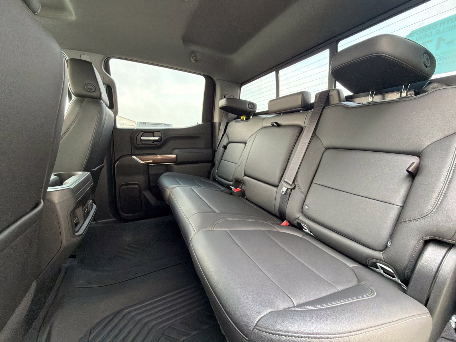 Used 2021 Chevrolet Silverado 1500 LT Trail Boss w/ Convenience Package II AWD/4WD image 11