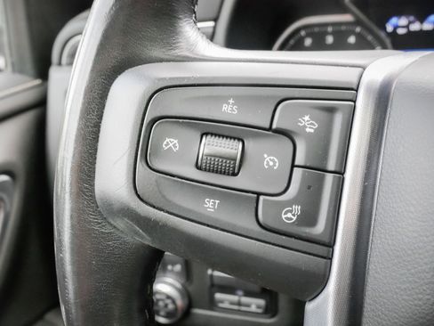 Used 2021 GMC Yukon XL SLT w/ SLT Luxury Plus Package AWD/4WD image 19