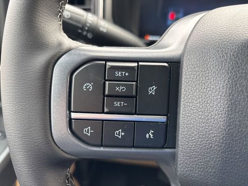 New 2026 Ford F250 Lariat w/ Black Appearance Package image 30