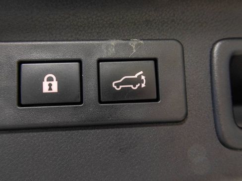 Used 2025 Subaru Forester Limited AWD/4WD image 42