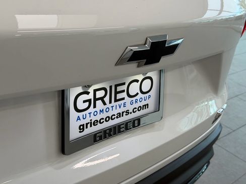 Used 2024 Chevrolet Trax RS w/ Driver Confidence Package FWD image 12