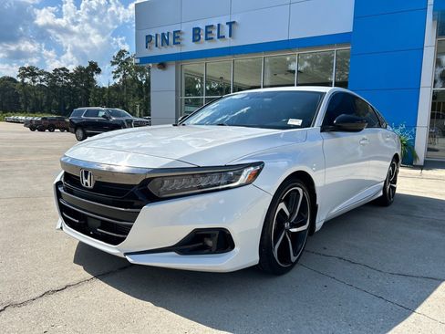 Used 2022 Honda Accord Sport image 1