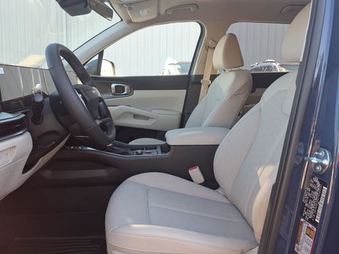 New 2026 Kia Sportage LX image 6