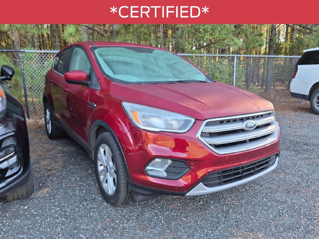 Used 2017 Ford Escape SE FWD image 2
