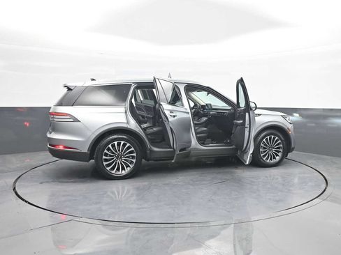Used 2023 Lincoln Aviator AWD w/ Premium Package image 51