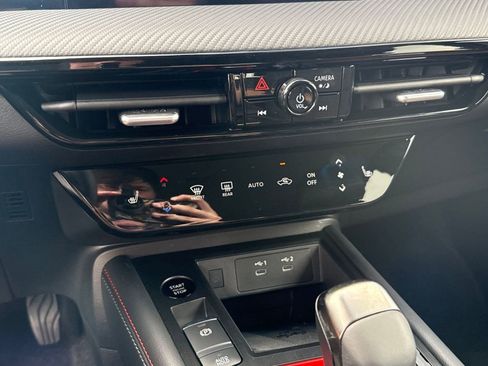 New 2026 Nissan Kicks SR w/ Cold Weather Package image 17