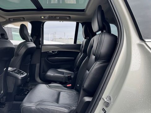 Used 2022 Volvo XC90 T6 Inscription w/ Advanced Package image 24