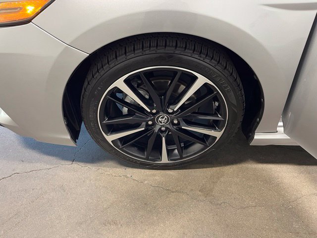 Used 2019 Toyota Camry XSE w/ Navigation Package FWD image 30
