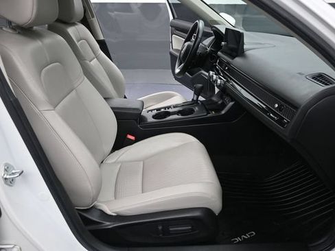 Certified 2024 Honda Civic Touring image 16