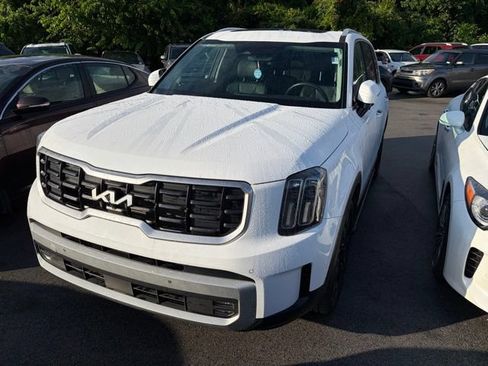 Certified 2024 Kia Telluride SX w/ Towing Package FWD image 1