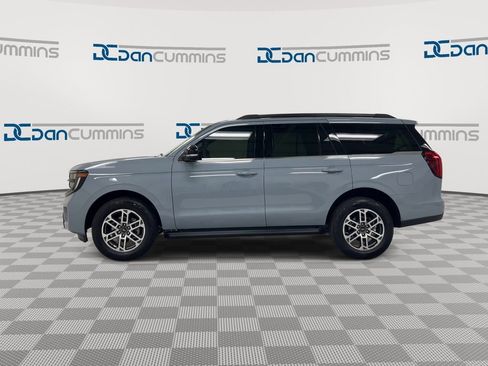 Used 2026 Ford Expedition Active AWD/4WD image 5
