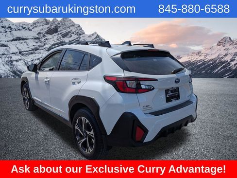 Used 2025 Subaru Crosstrek 2.0i Premium image 7