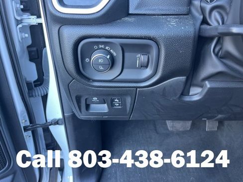 Used 2023 RAM 1500 Big Horn image 33