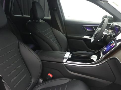 New 2026 Mercedes-Benz GLC 300 image 9