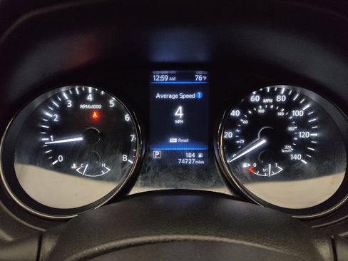 Used 2020 Nissan Rogue S FWD image 23