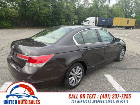 Used 2011 Honda Accord EX-L image 5
