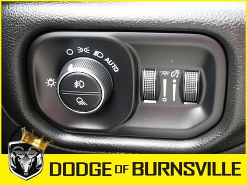 Used 2023 RAM 1500 Laramie AWD/4WD image 25