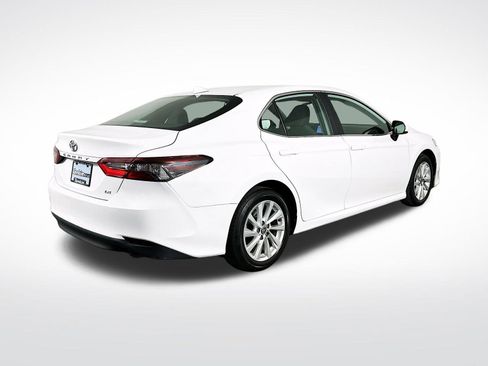 Used 2024 Toyota Camry LE image 8