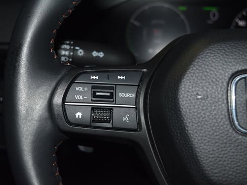 Used 2023 Honda CR-V Sport image 7