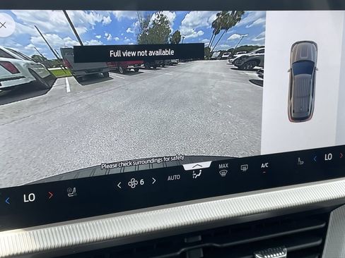 New 2026 Ford Explorer Active w/ Active Comfort Package RWD image 23
