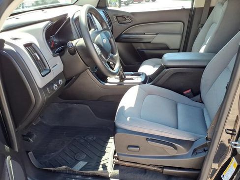Used 2019 Chevrolet Colorado W/T w/ WT Convenience Package AWD/4WD image 12