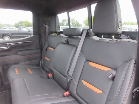 New 2026 GMC Sierra 1500 AT4 w/ AT4 Premium Package image 15