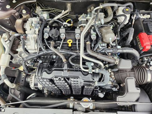 Used 2024 Nissan Altima 2.5 SV image 19