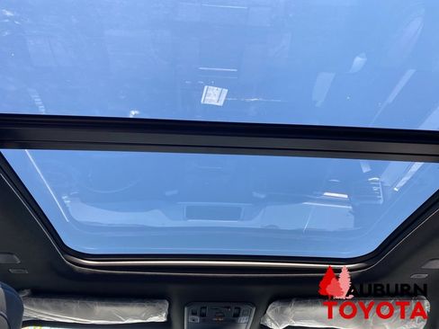 New 2026 Toyota Sequoia Platinum AWD/4WD image 31