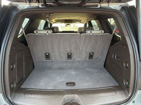 Used 2025 Chevrolet Tahoe LT w/ Comfort Package RWD image 12