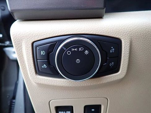 Used 2020 Ford F150 XLT w/ Equipment Group 302A Luxury AWD/4WD image 17