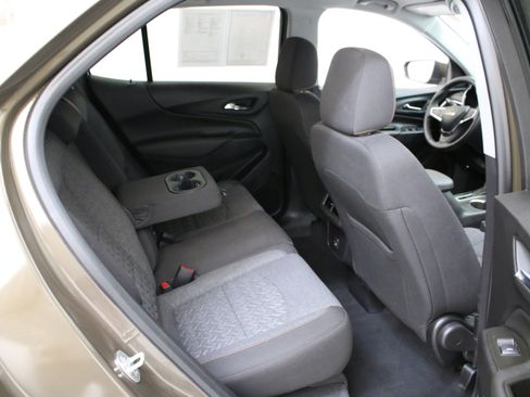 Used 2023 Chevrolet Equinox LT FWD image 29