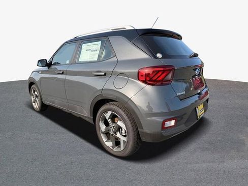 New 2026 Hyundai Venue SEL FWD image 2