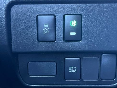 Used 2023 Toyota Tacoma SR image 29