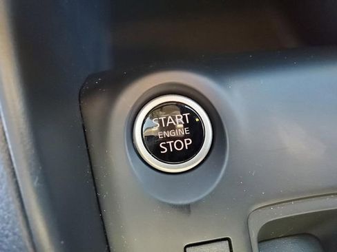 Certified 2025 Nissan Kicks Play S image 25