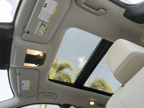 Certified 2024 INFINITI QX60 Pure FWD image 19