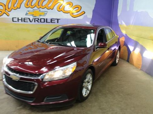 Used 2015 Chevrolet Malibu LT image 4